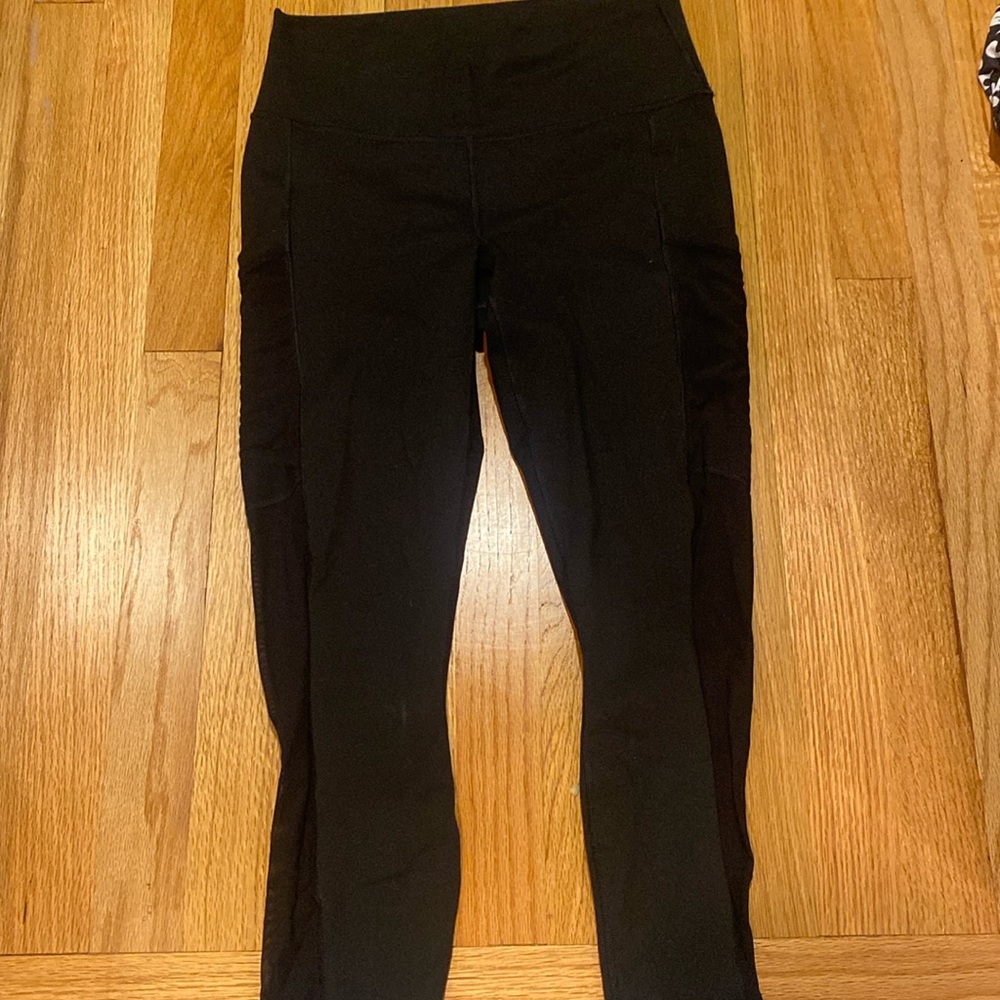 Fabletics power hold capris